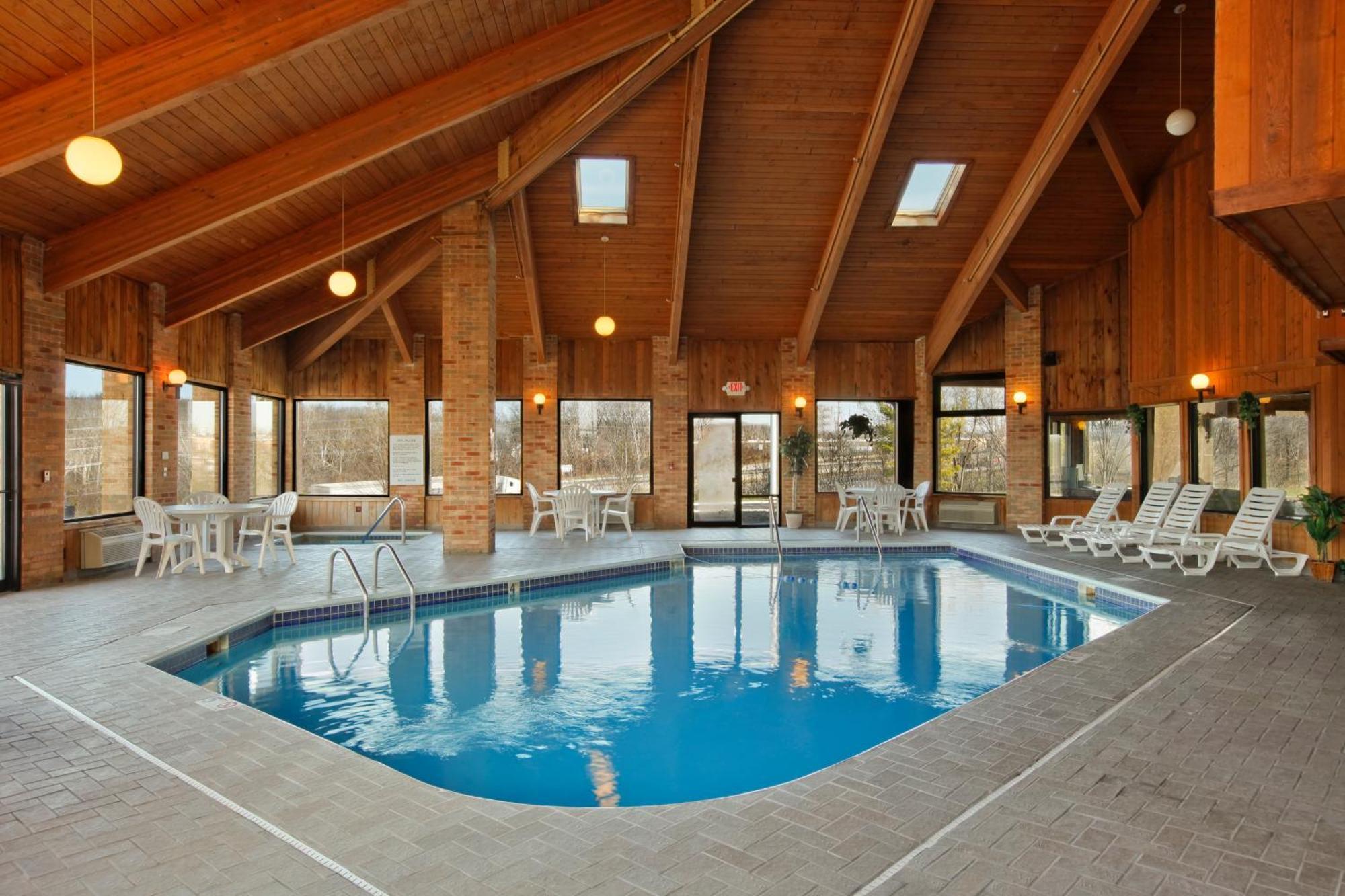 Hotel Baymont By Wyndham Warrenton Extérieur photo