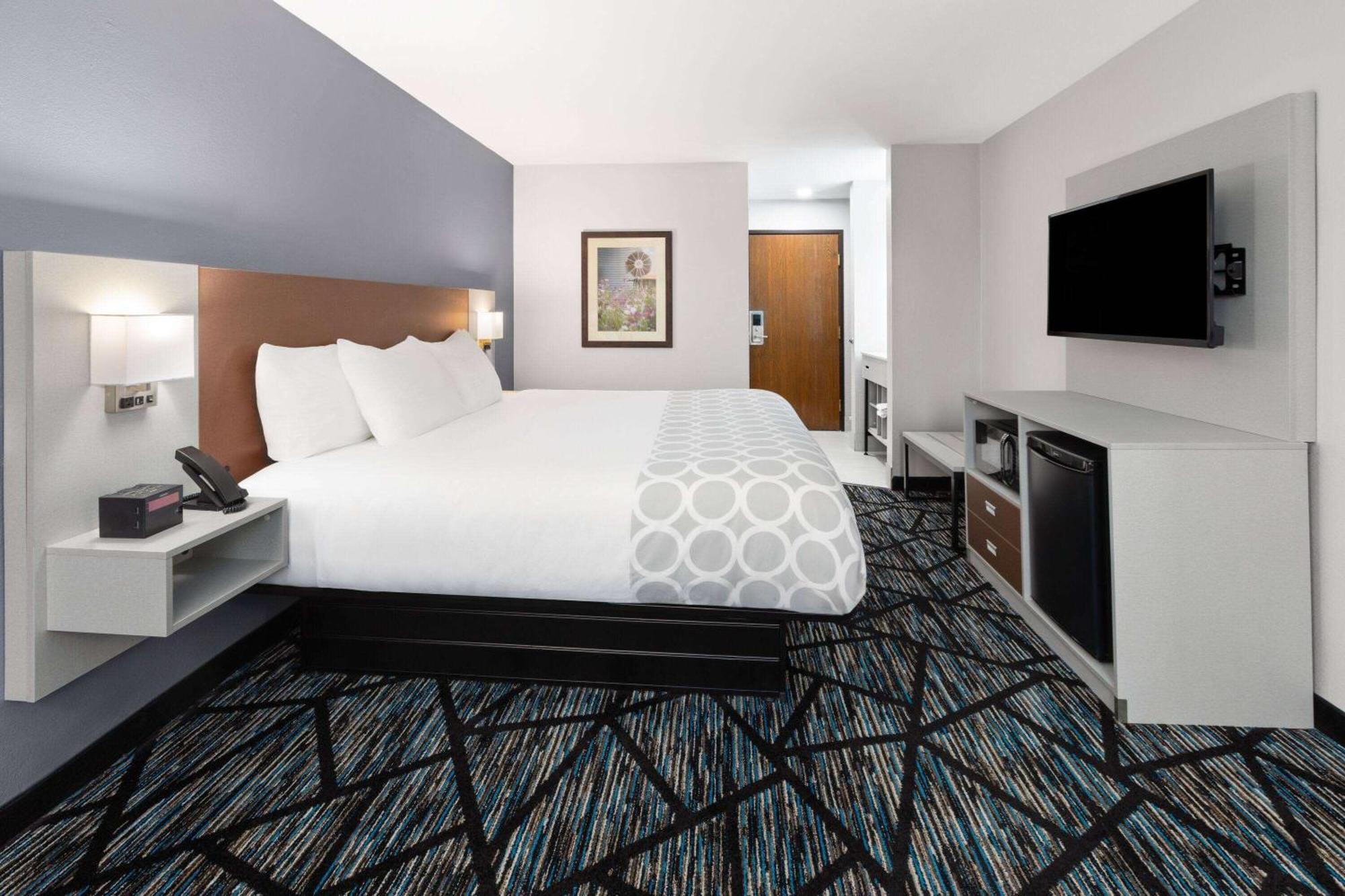 Hotel Baymont By Wyndham Warrenton Extérieur photo