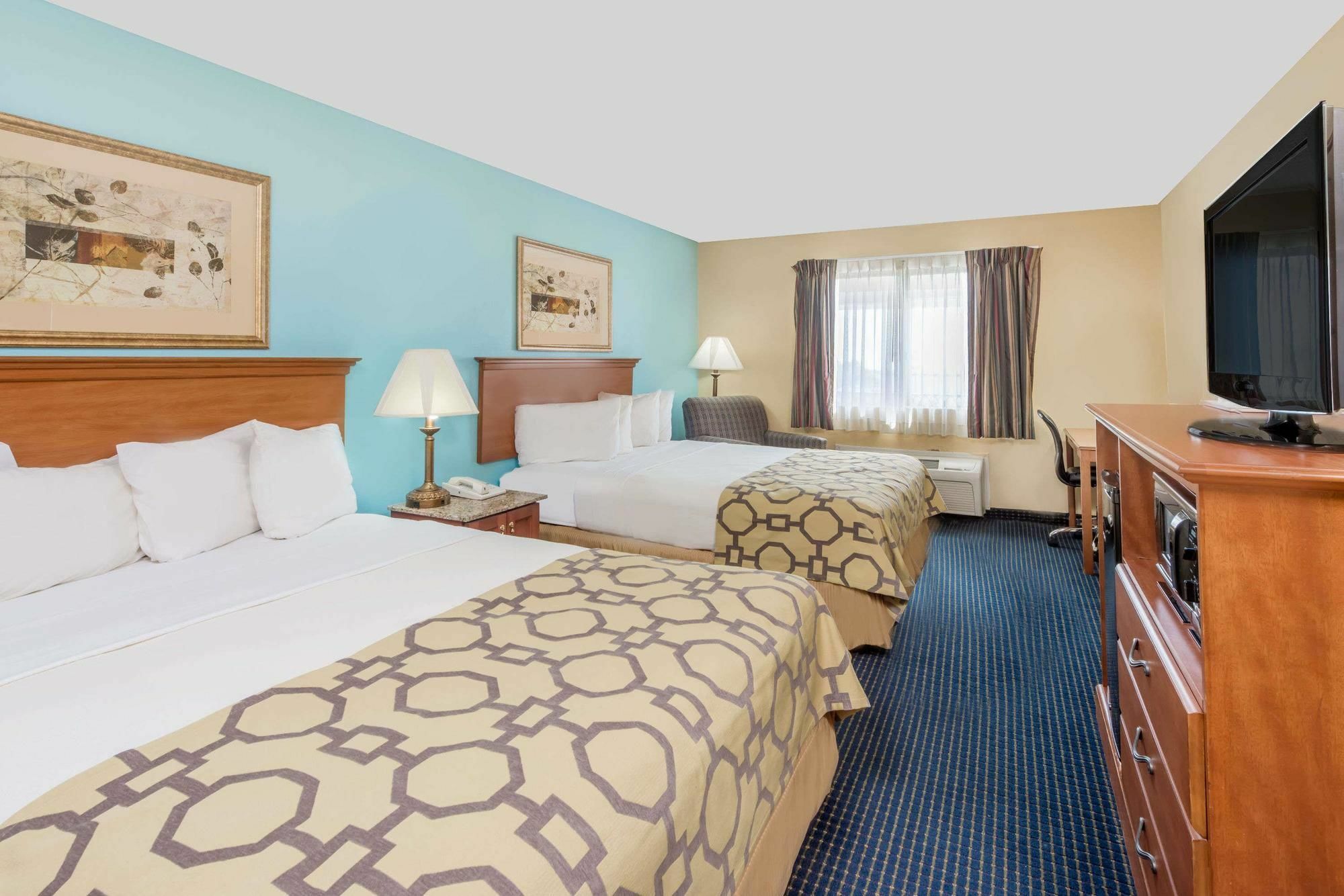 Hotel Baymont By Wyndham Warrenton Extérieur photo