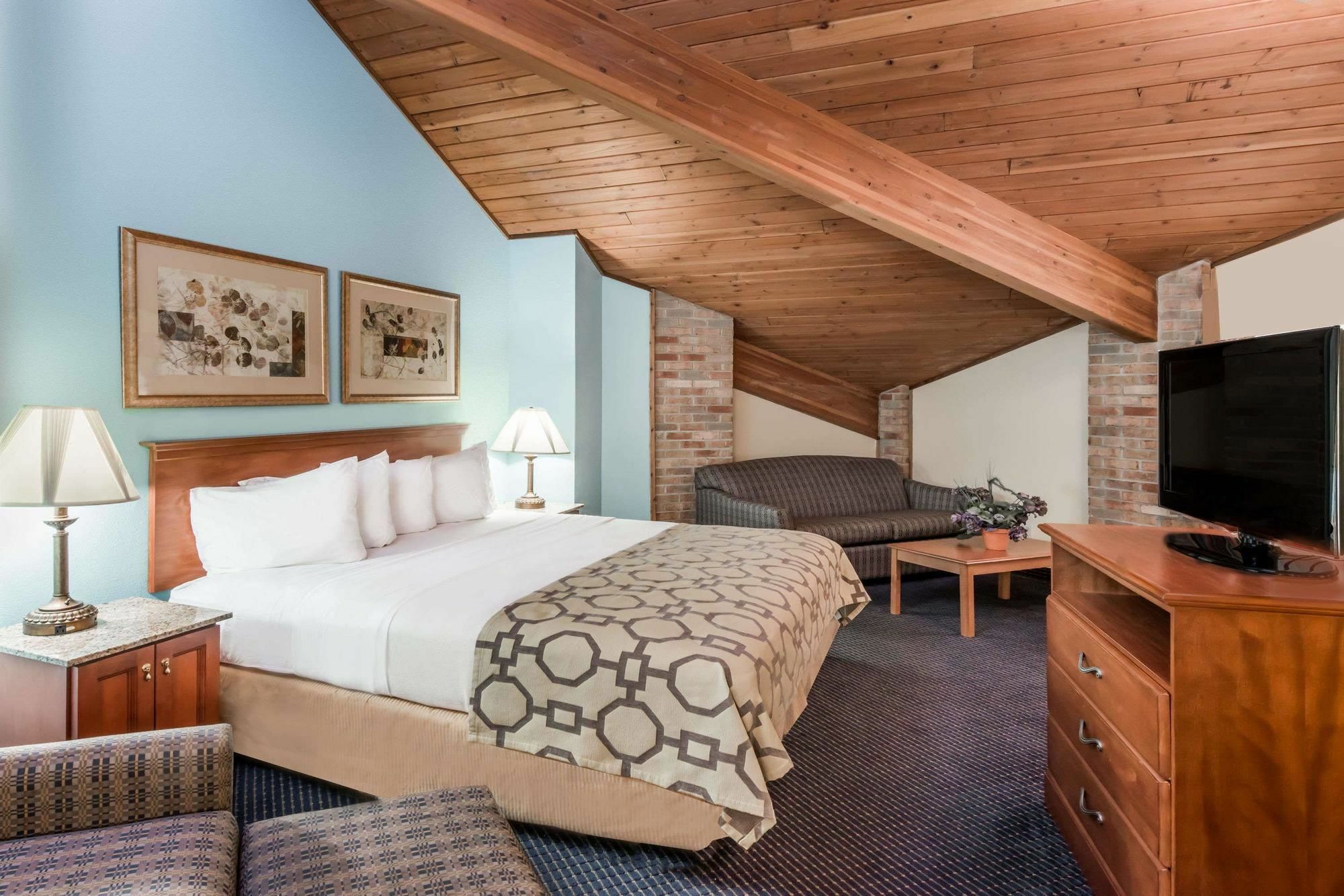 Hotel Baymont By Wyndham Warrenton Extérieur photo
